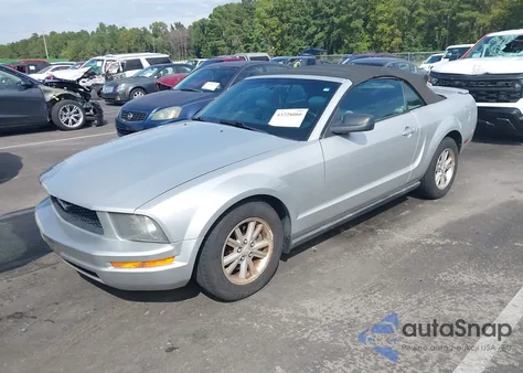 2008 Ford Mustang V6 Deluxe/V6 Premium из США, поврежденный, VIN 1ZVHT84N485165530